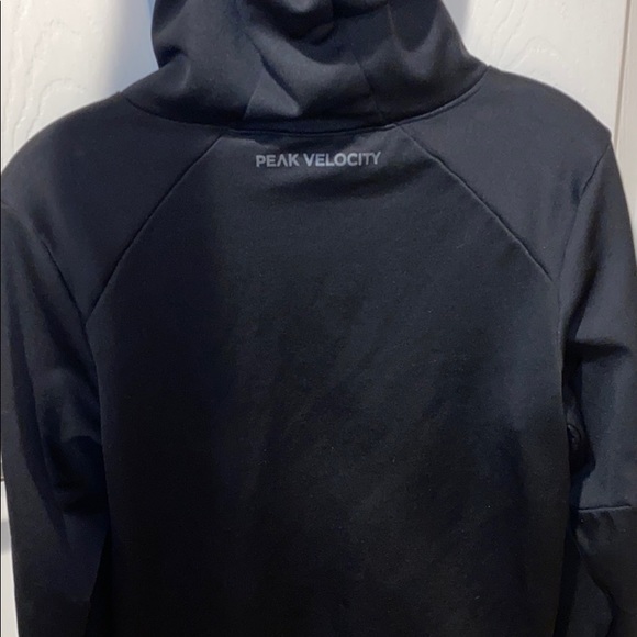 Peak Velocity Black Fleece Pull-Over - Picture 3 of 4